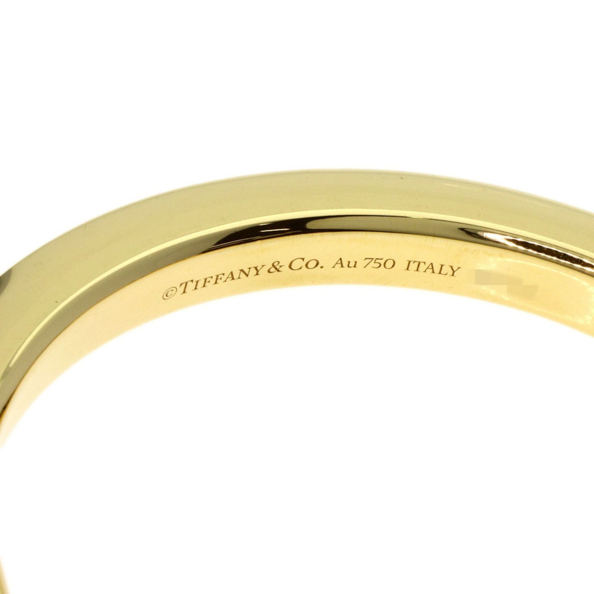 Tiffany Lock Bangle Bracelet in 18K Yellow Gold for Women. TIFFANY & Co. - Image 3 of 8
