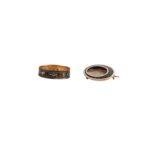 A Victorian 18ct gold and enamel mourning ring, internally inscribed 'John Daniels Died May 12th