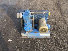 QUINCY QT-10 RECIPROCATING AIR COMPRESSOR, 100PSI, 10HP, 230/460V 3-PHASE