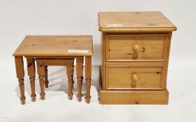 Modern pine nest of three tables on block and turned legs, largest 45cm high x 60cm wide x 42cm deep