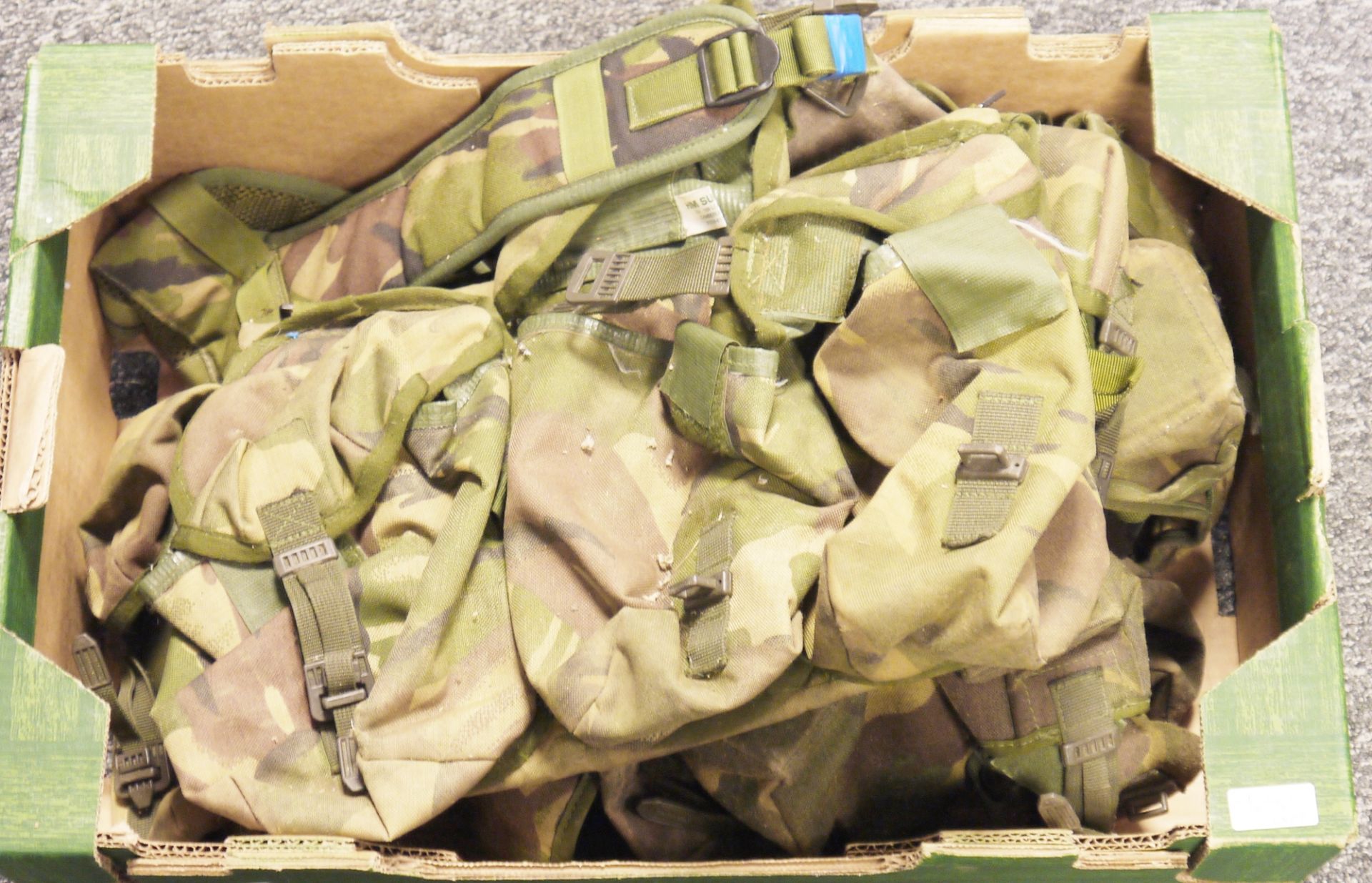 Collection of mainly Army issue camouflage canvas ammunition bags, backpacks, other bags and other - Image 3 of 3