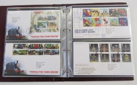 GB Stamps: With decimal face value c£600, mint gummed and self-adhesive QEII definitives,