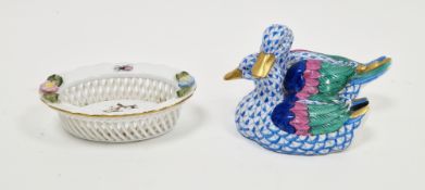 Herend porcelain small oval pierced basket, decorated with Rothschild Birds pattern, 9.5cm wide