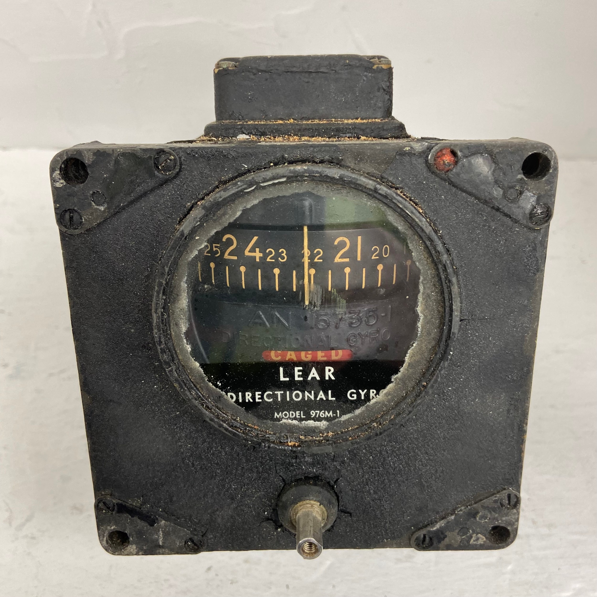 A mixed lot to include a Western Electric Bell System Type 320 explosion-proof telephone, a mid- - Image 7 of 16