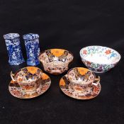 A mixed lot to include two Stevenson and Hancock Derby porcelain Imari pattern cups with matching