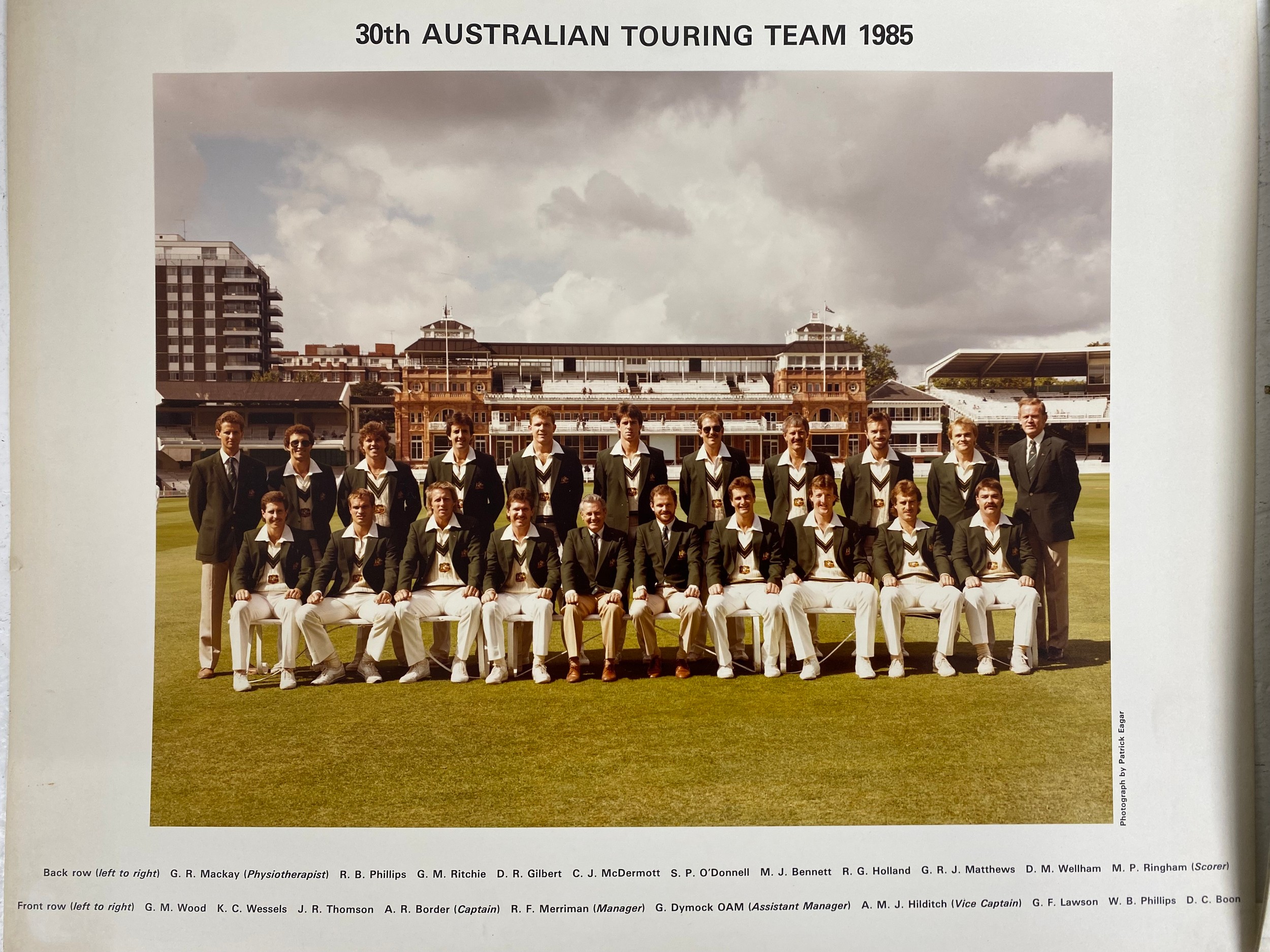 A vintage hand signed 1987 India & Pakistan World Cup photographic portrait of the England cricket - Image 5 of 10