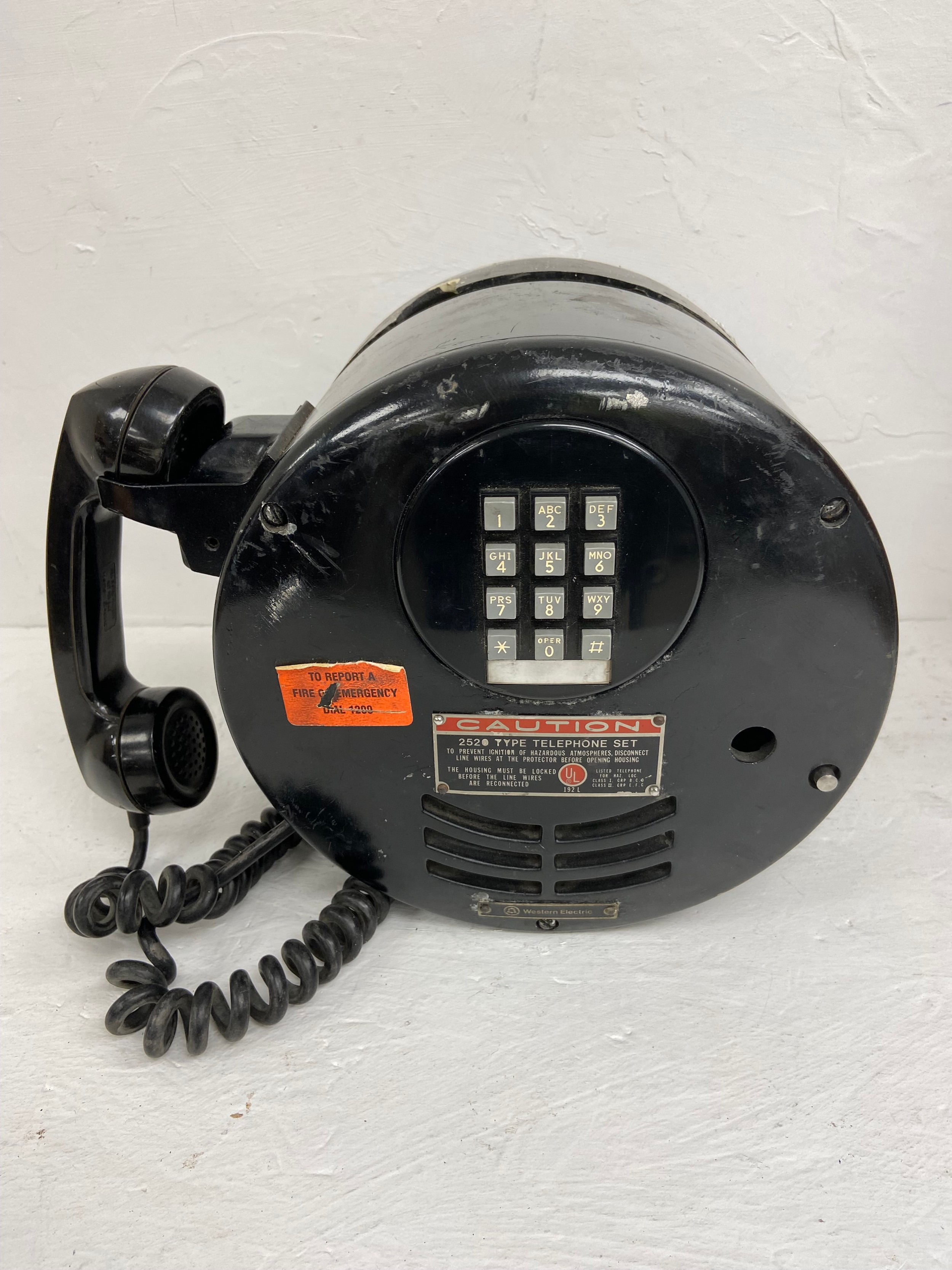 A mixed lot to include a Western Electric Bell System Type 320 explosion-proof telephone, a mid- - Image 2 of 16