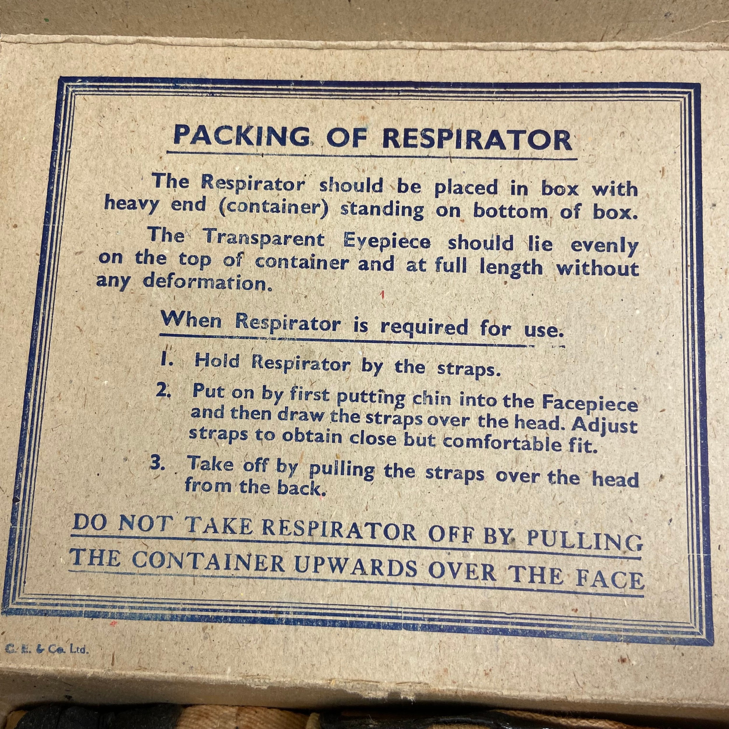 A mixed collection of military interest to include an early to mid 20th century U.S. Army Signal - Image 21 of 24