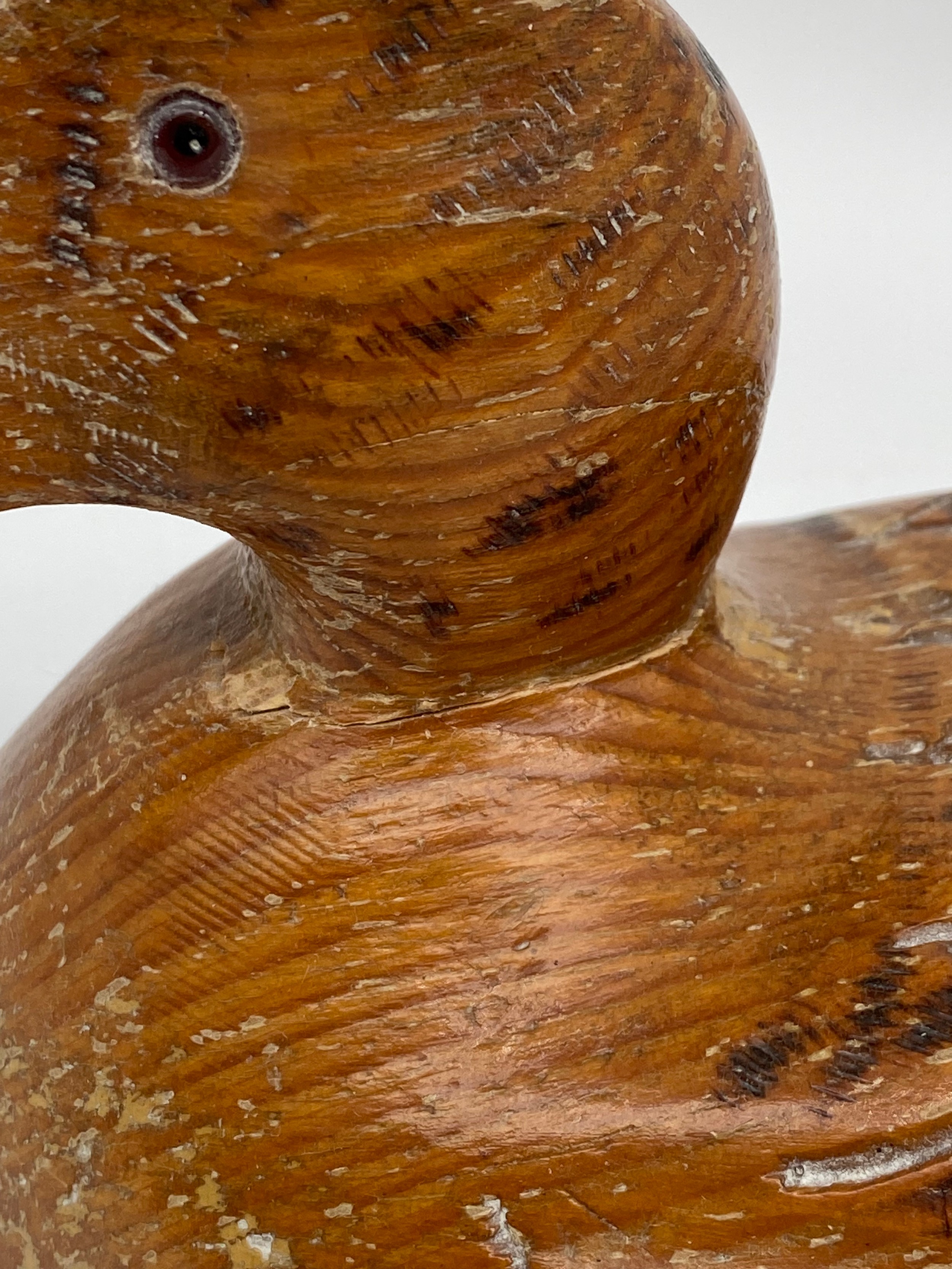 A pair of vintage hand carved ash decoy ducks. L.26cm each - Image 3 of 5