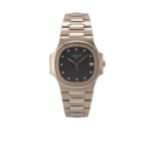 Patek Philippe - 18 K White Gold