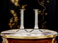 A PAIR OF GEORGE V STERLING SILVER CANDLESTICKS, C. 1919