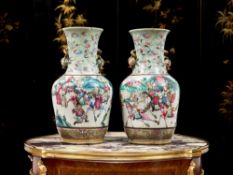 A PAIR OF 19TH CENTURY CHINESE EXPORT PORCELAIN CRACKLE GLAZE VASES