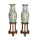 A FINE PAIR OF LATE 18TH / EARLY 19TH CENTURY CHINESE JIAQING PERIOD FLOOR VASES