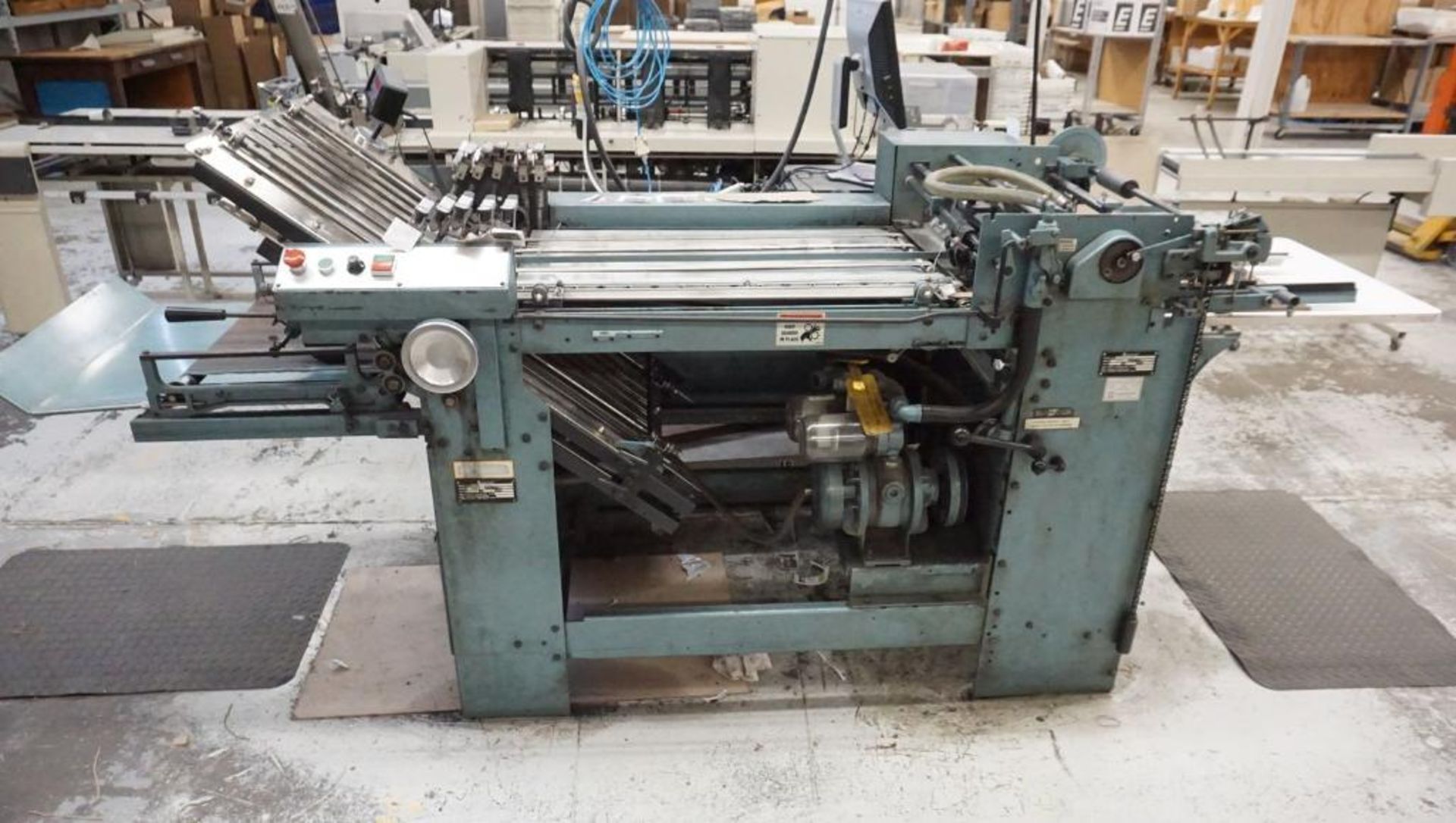 BAUMFOLDER FOLDER & PILE FEEDER - 4-PAR 20X26 - SERIES 500B, S/N YE3-108