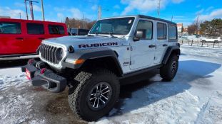 2024 JEEP WRANGLER RUBICON (SILVER) 4X4 RUGGED SUV W/ WARN WINCH - GAS | 248 KMS | UNUSED