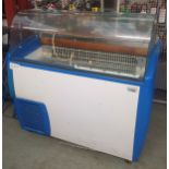Ice Cream Display Freezer. 