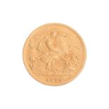 A George V 1915 half sovereign, bare head to the left, 3.9 grams.