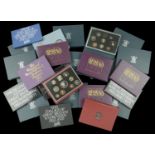Elizabeth II, Royal Mint Proof sets (25), 1970 (4), 1971 (3) 1982, 1984 (2), 1986, 1987-89,...
