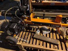 Logsplitter 12 ton only been used once for about 45 minutes it is all working as it should be it