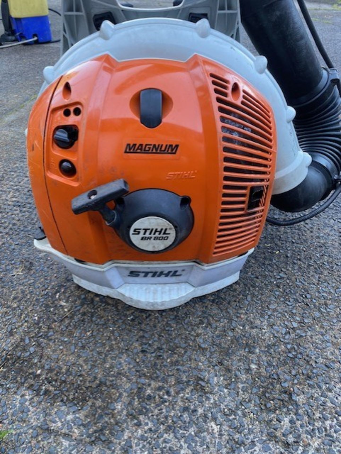 Stihl BR600 Backpack blower , working order - Image 2 of 2