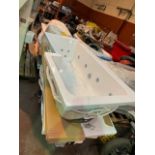 Bathtubs jucuzzi style unused bidding for 1 no jucuzzi