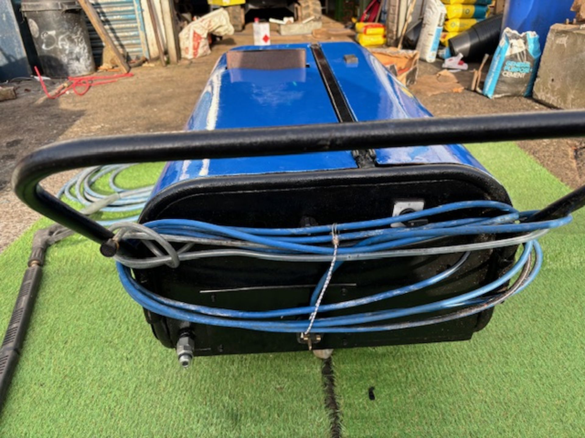 Fully Restored Old jet wash, built by Agma 80s, solid machine, new valves & jets. Filters gone - Image 3 of 10