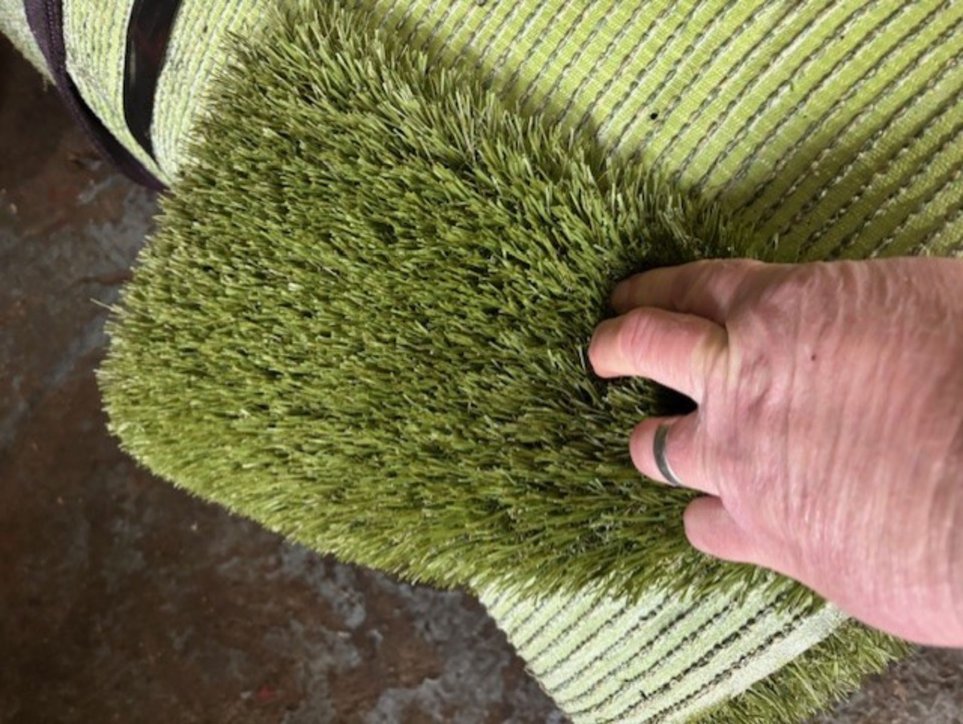 Artificial grass approx 32 metres squared of it it is Mayfair the best you can buy very good quality - Image 3 of 3