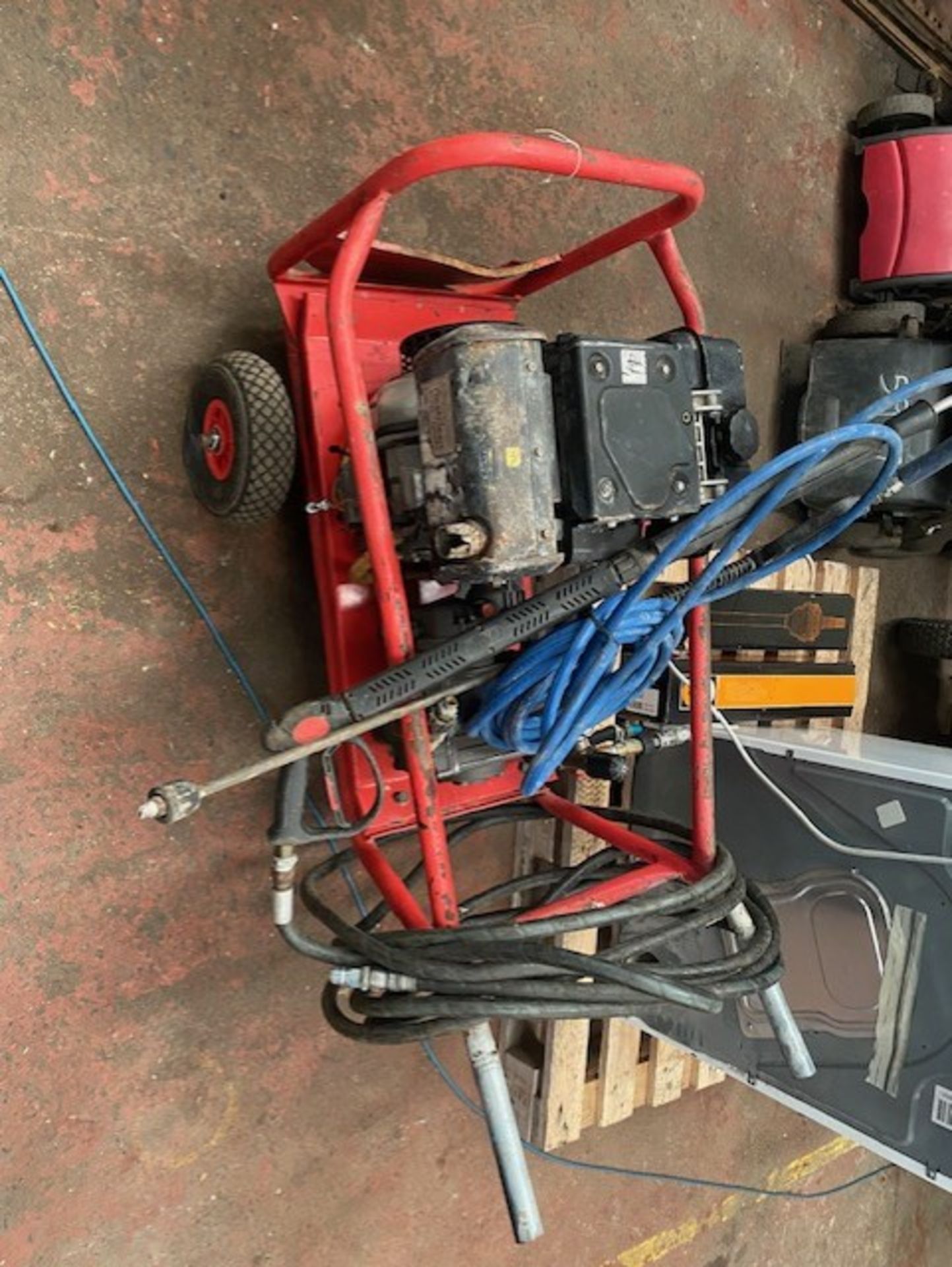 Yanmar Pressure Washer , engine running fine - Image 4 of 4