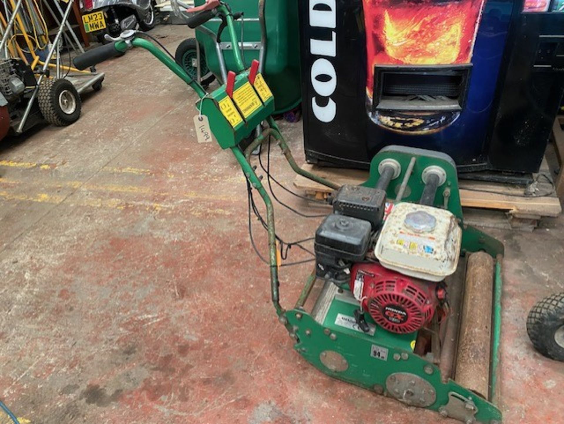 Dennis Lawn Mower as per video - Image 2 of 3