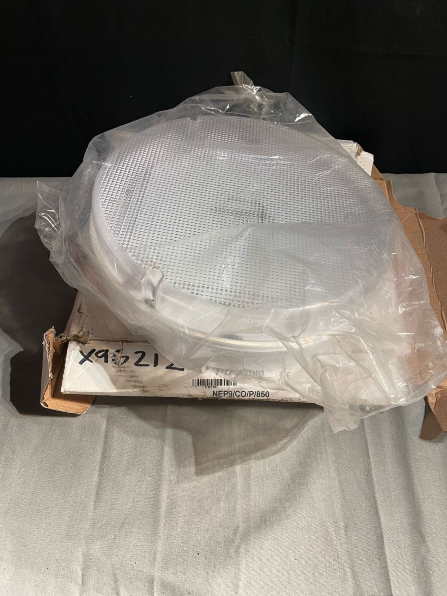 New in box Fitzgerald Neptune 9W 240v ceiling light. With clear diffuser