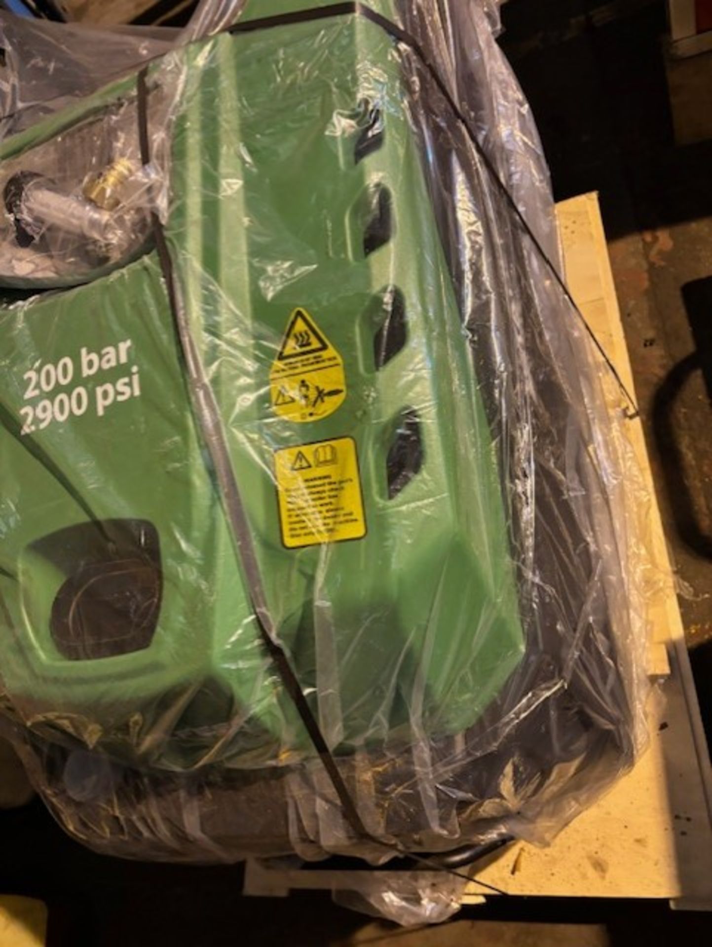 Stahlfest SF782OHPW, the new shape upgraded. Pressure washer hot and cold 2900 psi running at 200 - Image 3 of 5