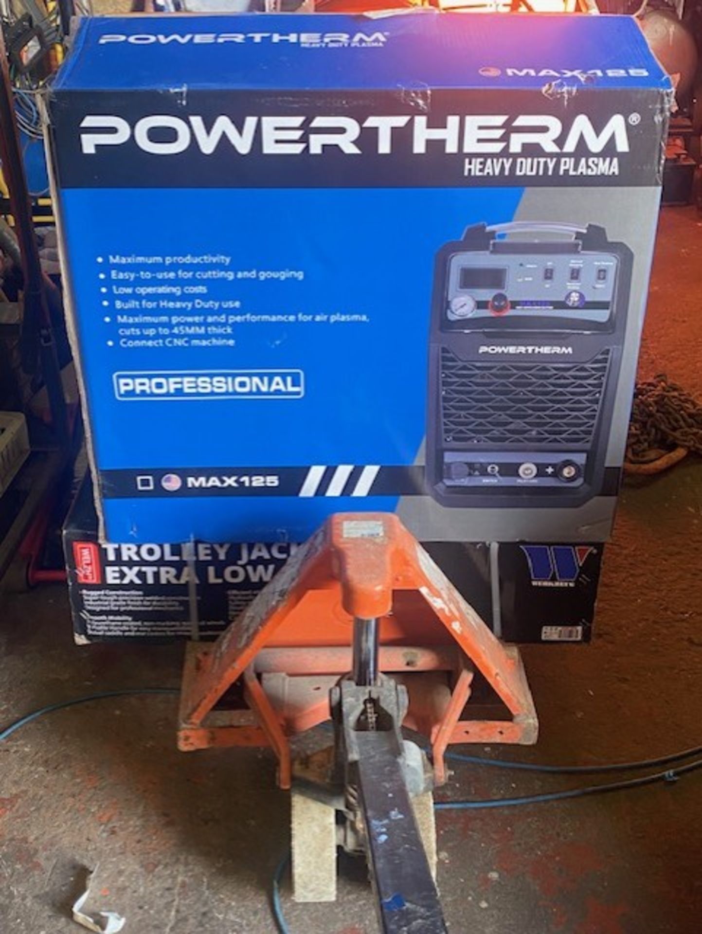 Powertherm Heavy Duty Plasma Cutter Brand New in box with manufacturer warraty £9000 new