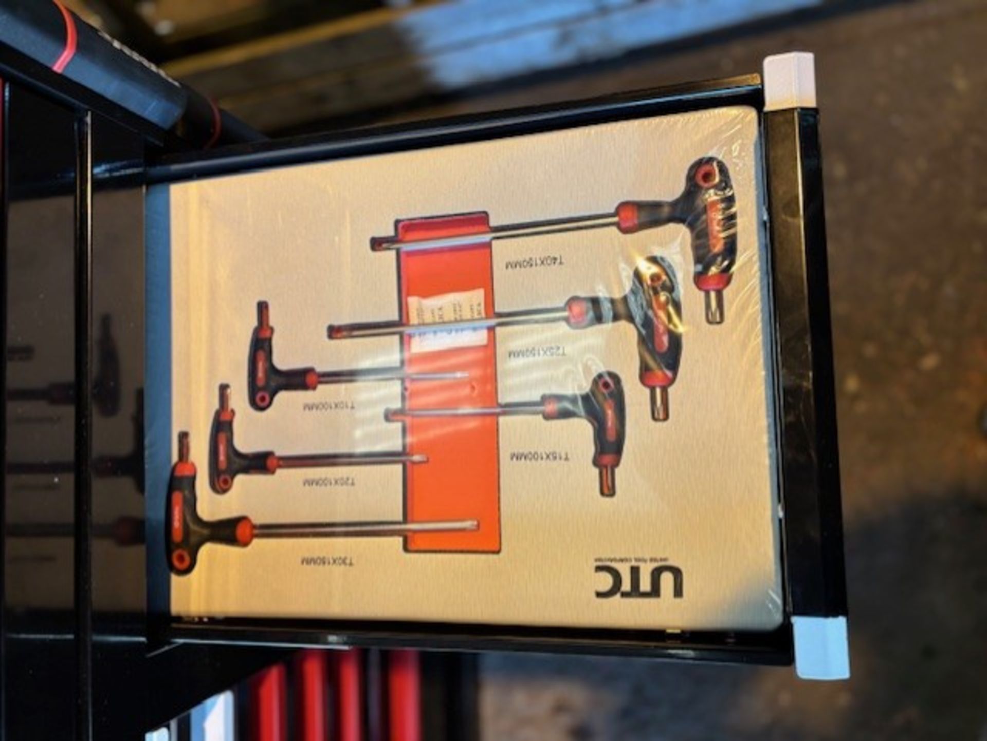 United Tool Corporation Tool Box - 13 drawer tool cabinet Model 810056-utc - Image 8 of 14