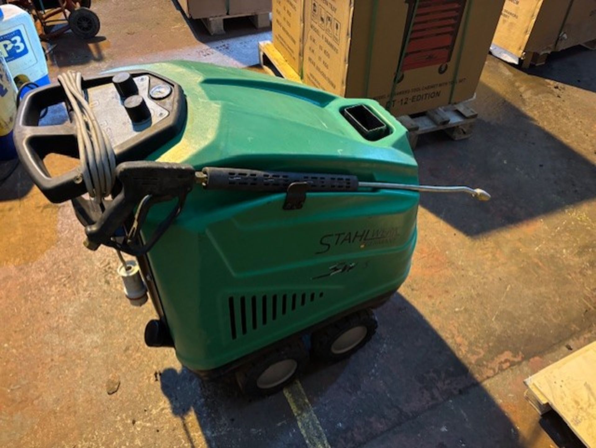 STAHLWERK SW650 HOT WATER HIGH PRESSURE CLEANER 400V, Brand New In Box Complete with full - Image 5 of 6