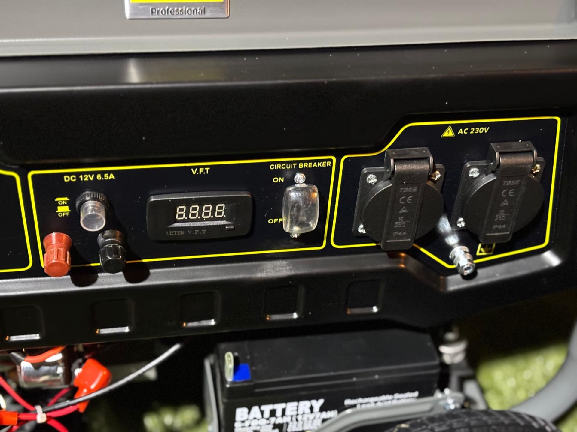 Karcher generators pgg 3/1 3kw all brand new electric start all from factory these are not rejects - Image 6 of 12