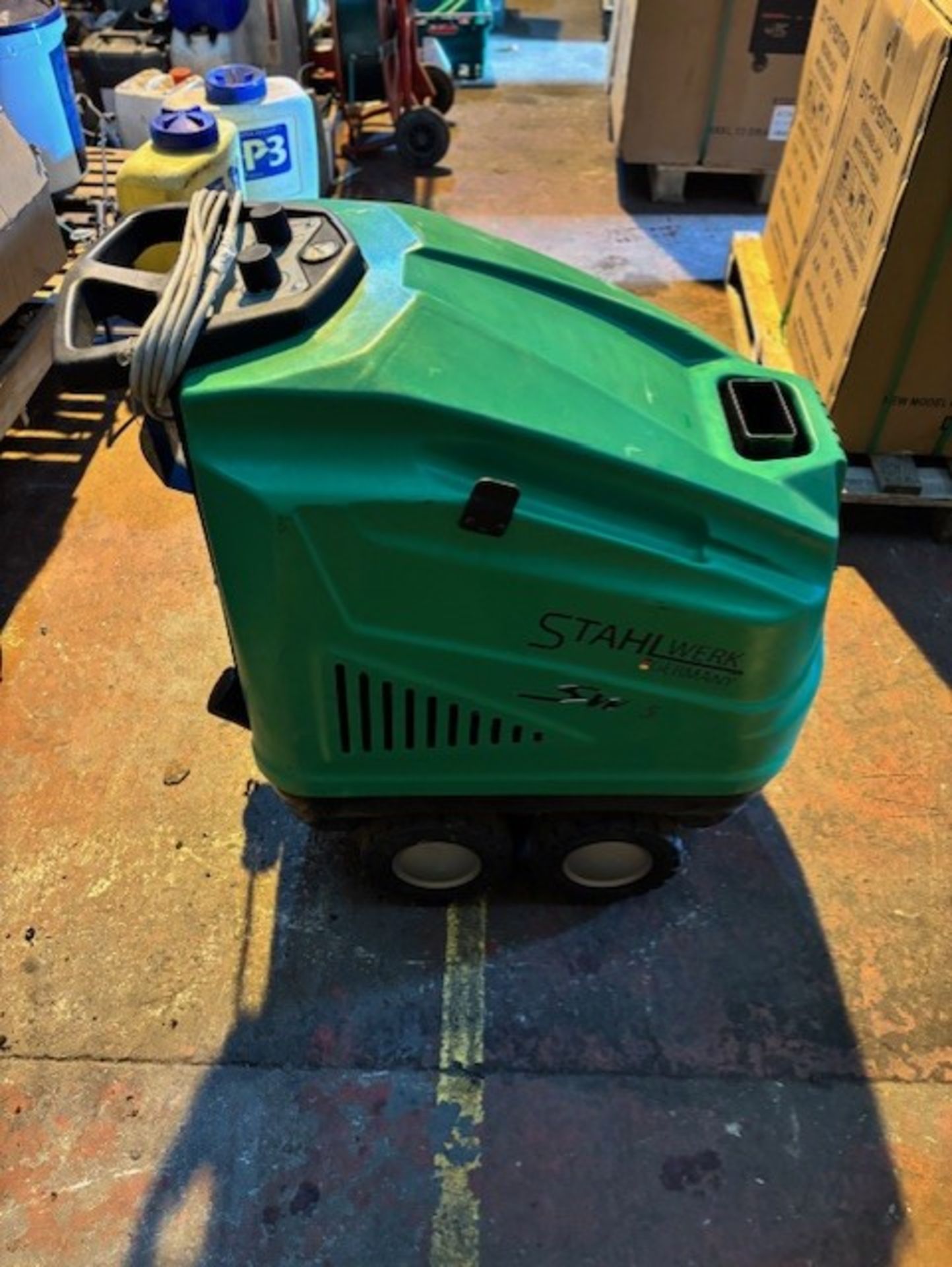 STAHLWERK SW650 HOT WATER HIGH PRESSURE CLEANER 400V, Brand New In Box Complete with full