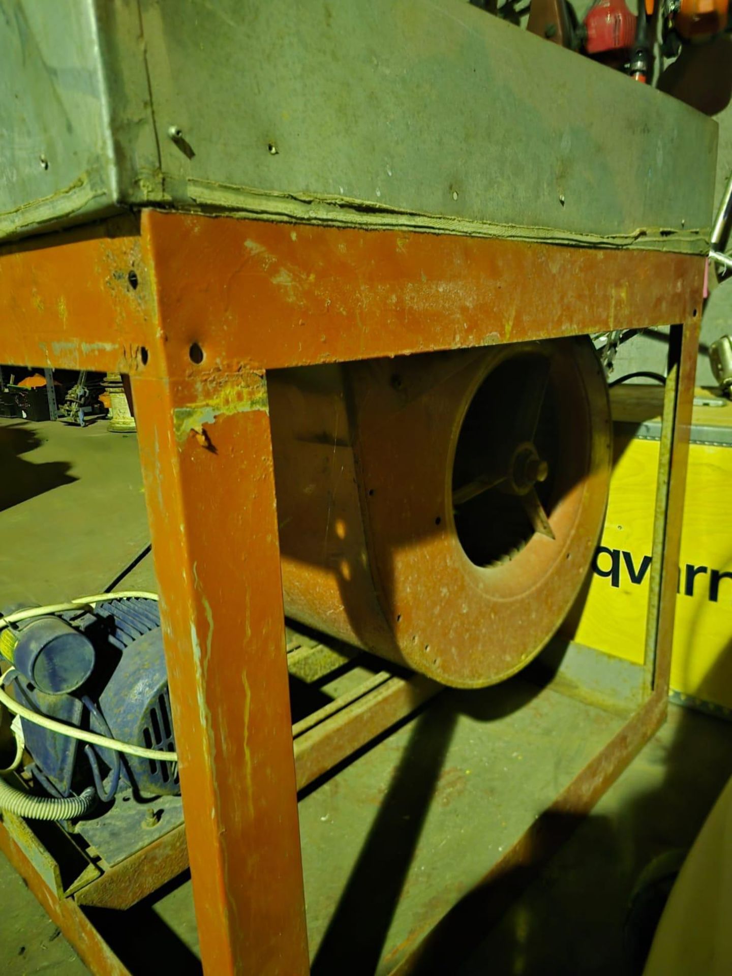 Dust Extraction Machine 240v - Image 3 of 3