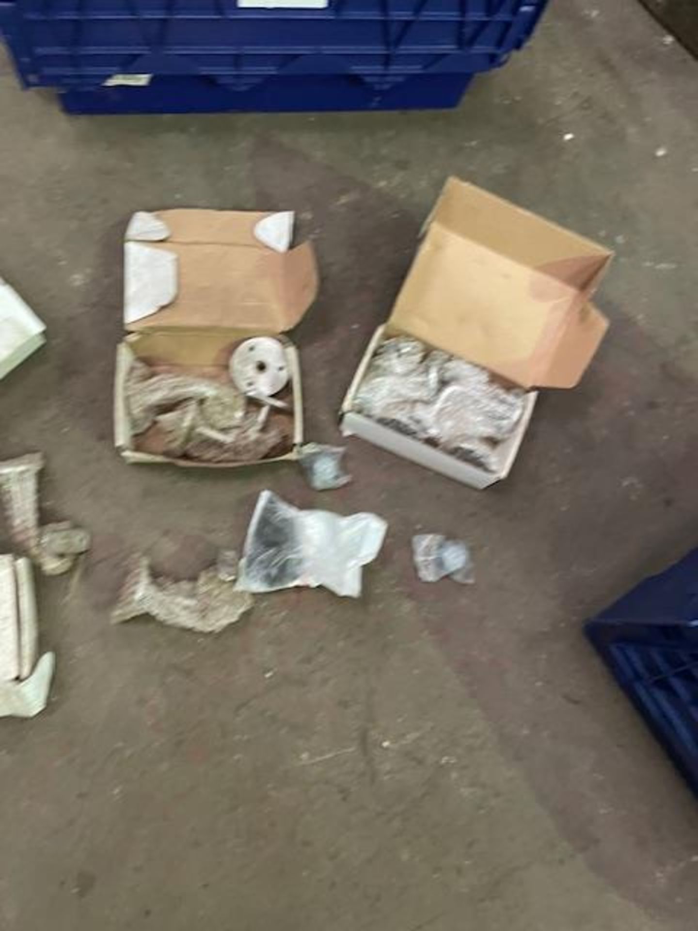 Pro railing 90 degree Handrail brackets stainless steel - Image 2 of 4