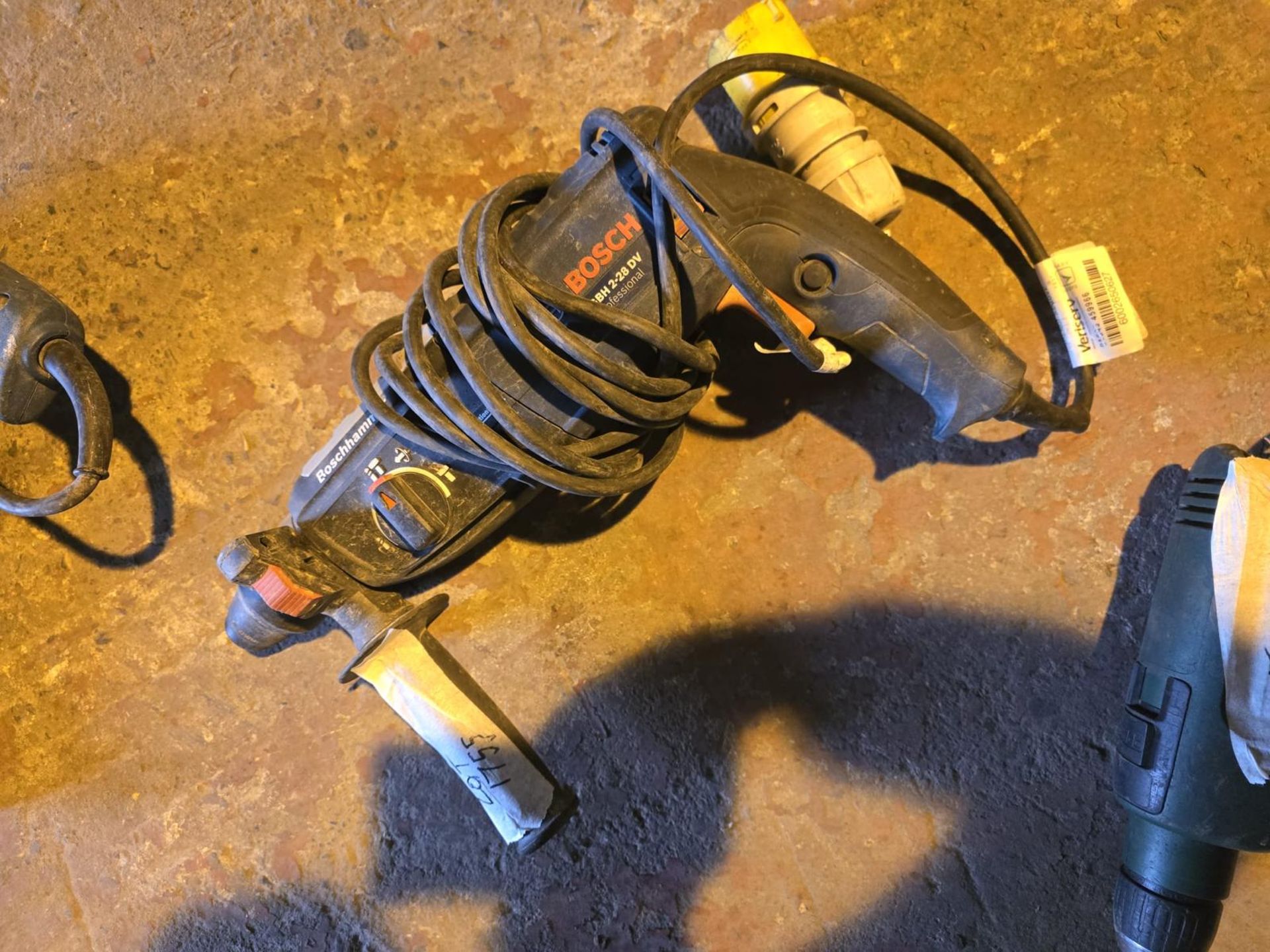 Bosch GBH 2-28 DV Hammer drill 240v