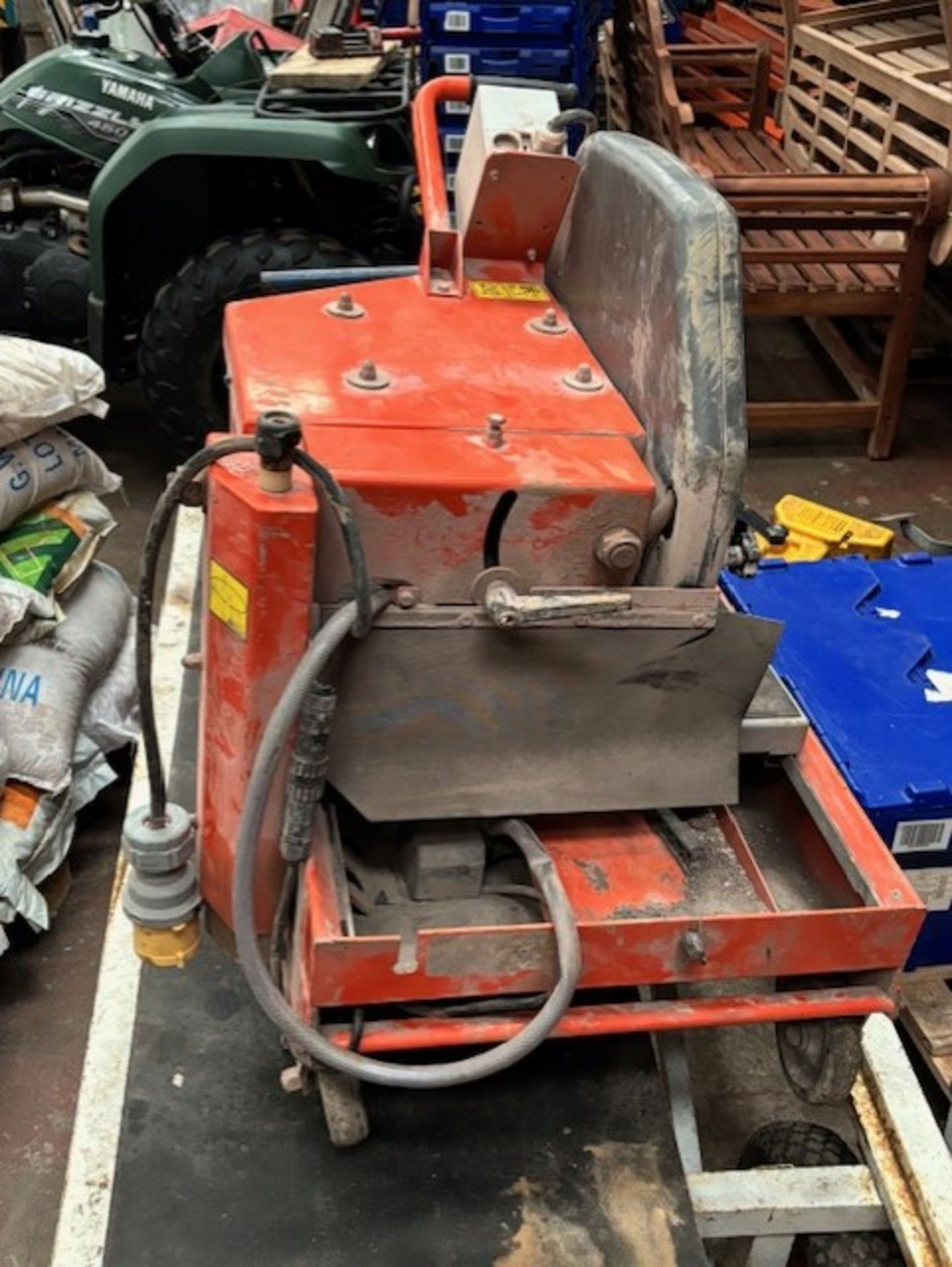 Husqvarna TS400F Stone/Tile Cutter - working order - Image 2 of 4