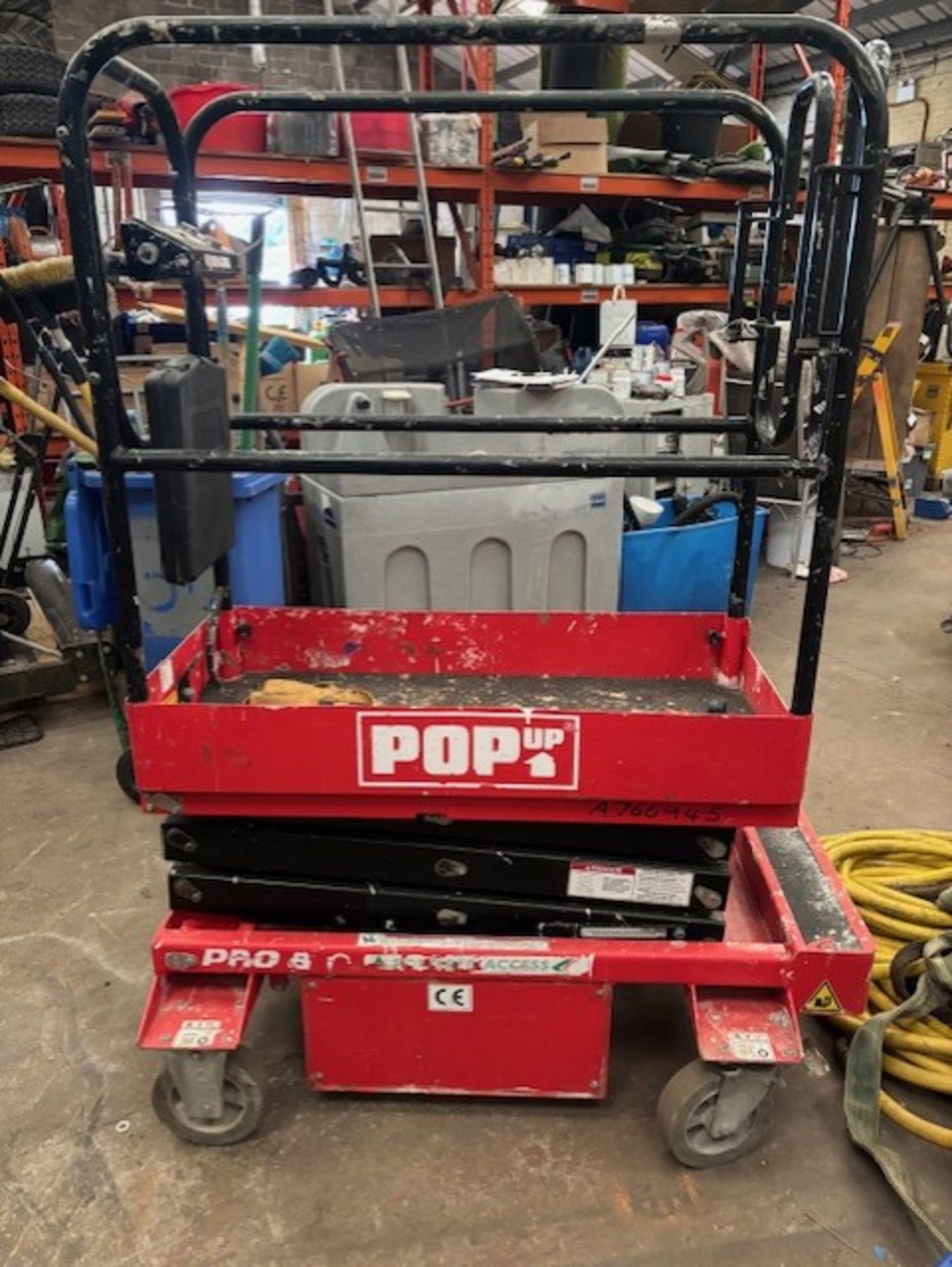 Pop Up Lifting Platform - working order - Image 4 of 4