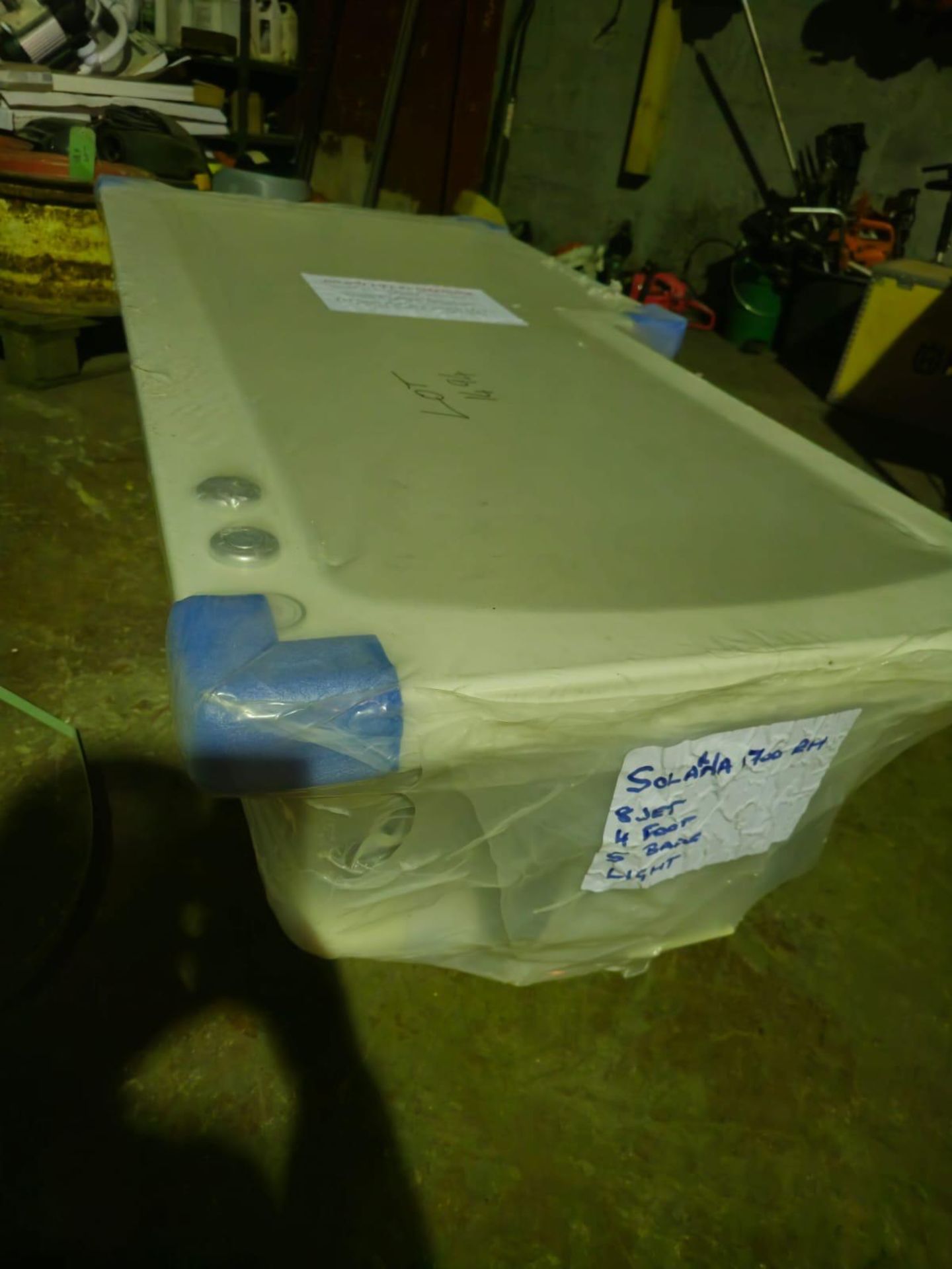 New bath tub with jets, motor & sides