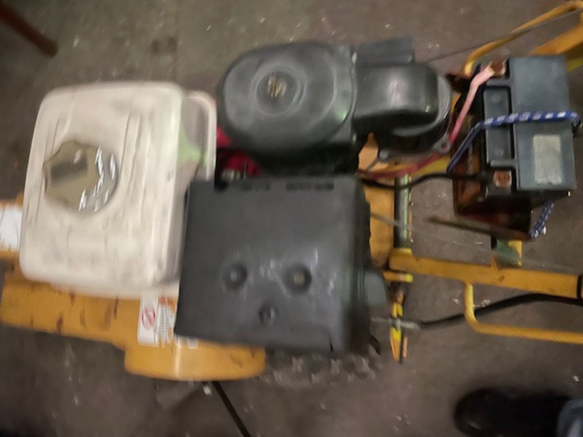 Rayco Stump Grinder 14hp Honda GX390 engine working , ready for work - Image 3 of 3