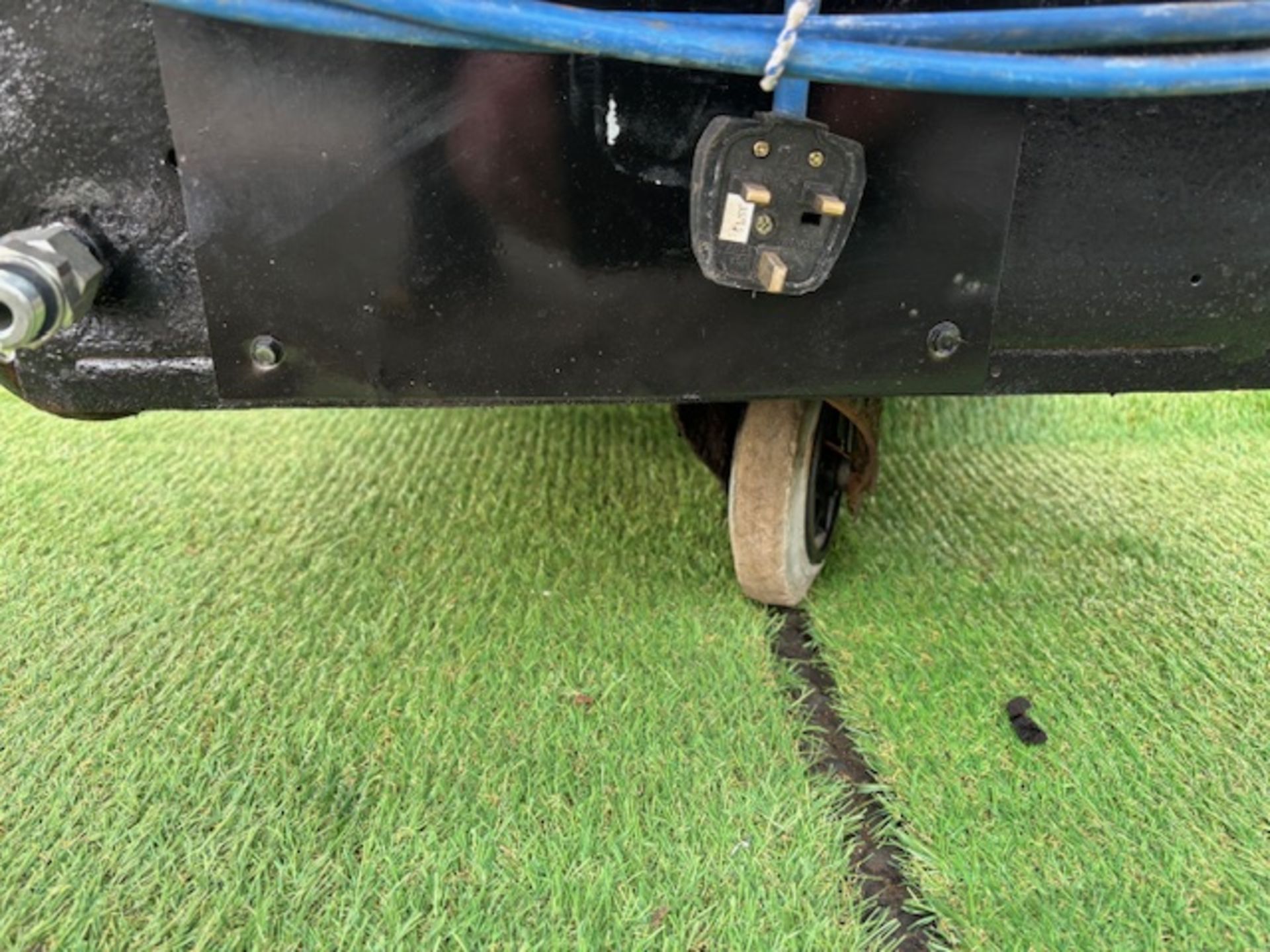 Fully Restored Old jet wash, built by Agma 80s, solid machine, new valves & jets. Filters gone - Image 9 of 10