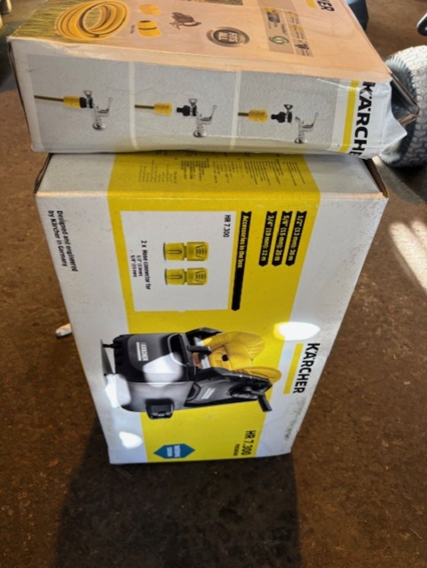 Karcher hose reel and a karcher hose pipe set up on the wall and reel in and out keep your hose pipe - Image 4 of 5