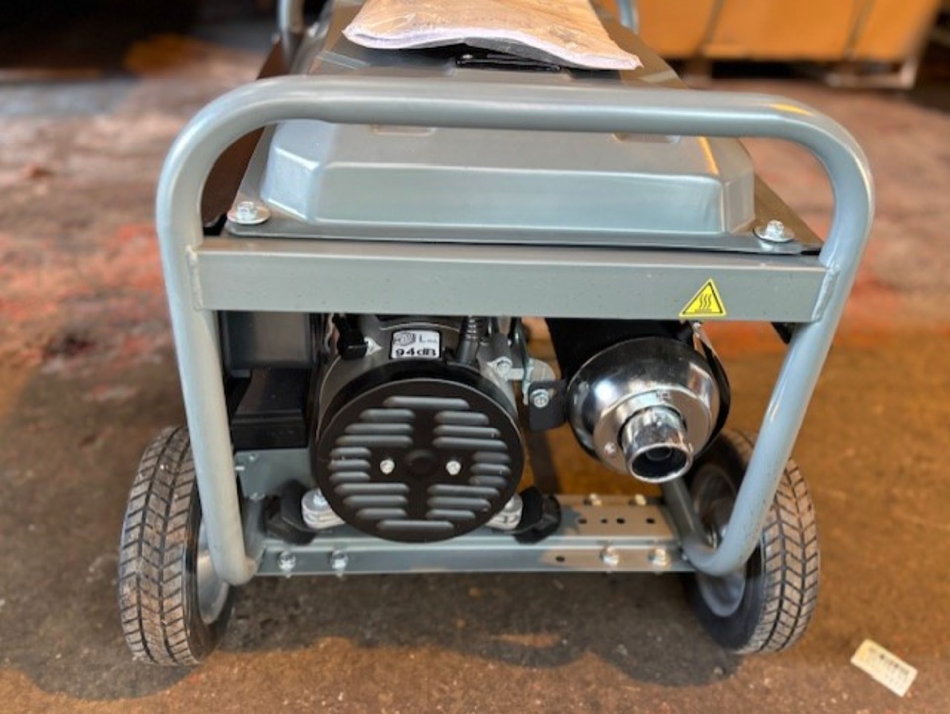 Karcher  pgg3/1 generator  for 230 volt only these are very good powerful little generators with a - Image 4 of 8