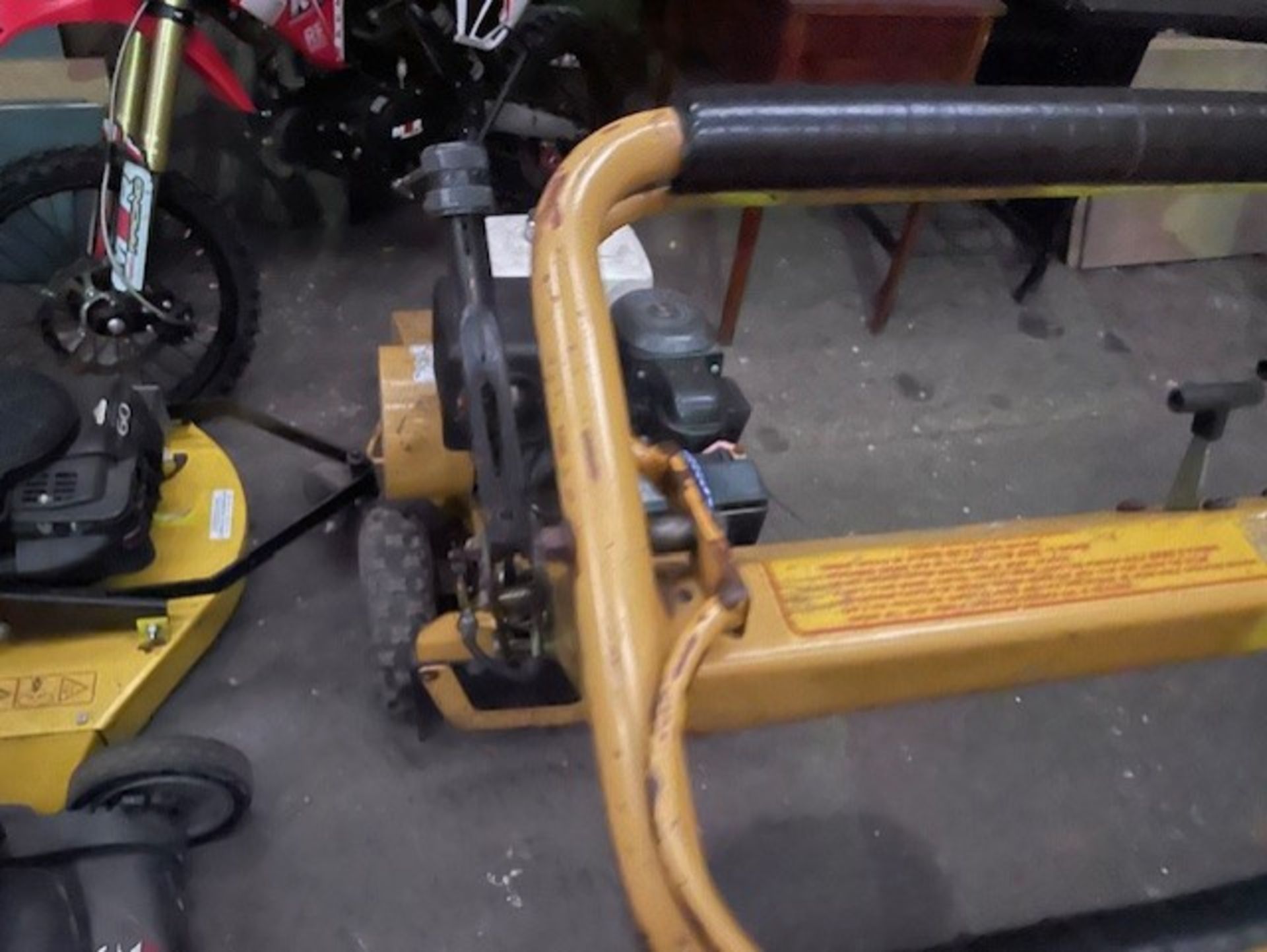 Rayco Stump Grinder 14hp Honda GX390 engine working , ready for work - Image 2 of 3