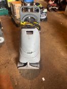 Nilfisk ax410 carpet cleaner in very good condition the only issue is the broken piece see photo