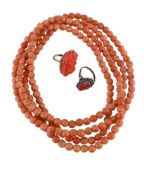 Y A CARVED CORAL CAMEO RING