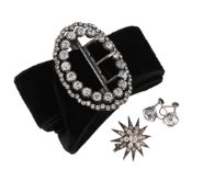 A SMALL COLLECTION OF WHITE STONE JEWELLERY